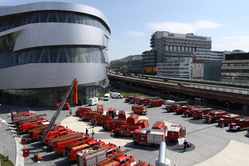 Faszination Feuerwehr hautnah erleben: Woche der Helfer im Mercedes-Benz-Museum.