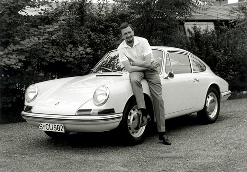 Ferdinand Alexander Porsche mit Porsche Typ 901 (1963).