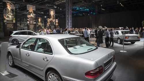 Festakt zum 25-jährigen Bestehen des Mercedes-Benz-Werks in Rastatt.