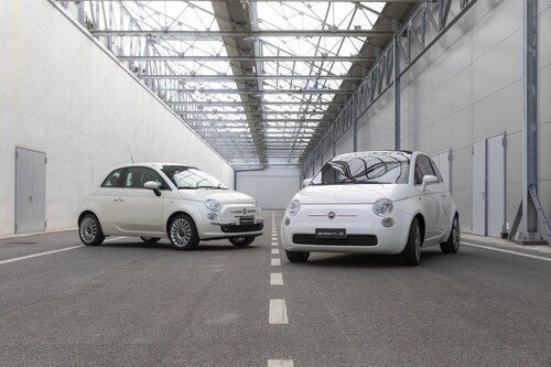 Fiat 500 (2007) und Concept Trepiuno (2004, rechts).