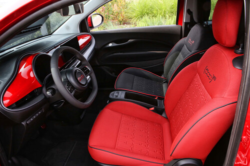 Fiat 500 RED.
