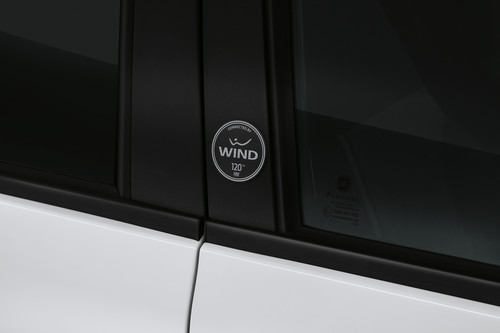 Fiat Panda connected by Wind. 