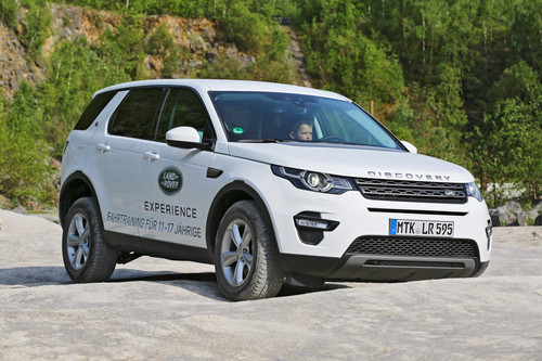 „First Drive Competence“-Training von Land Rover für Elf- bis 17-Jährige.