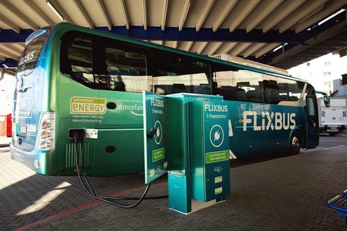 Flixbus startet Linienverkehr mit Elektrobus zwischen Frankfurt und Mannheim.