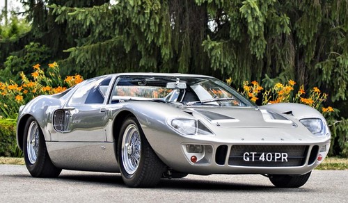 Ford GT 40 Mk 1 Road Coupé (1966).