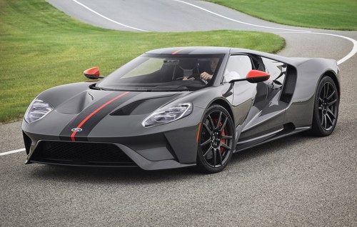 Ford GT Carbon.