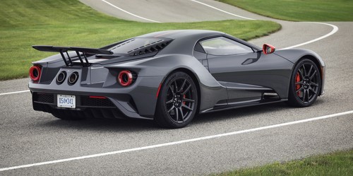Ford GT Carbon.