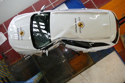 Ford Mondeo im Euro-NCAP-Crashtest.