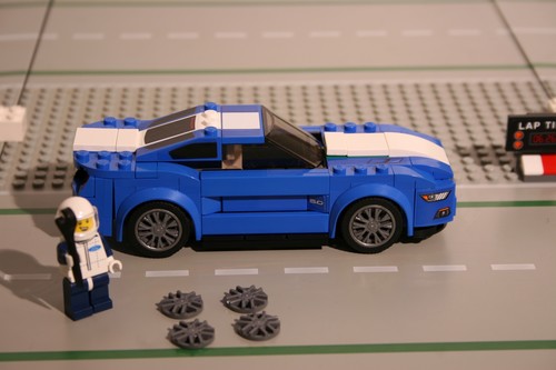 Ford Mustang GT von Lego.