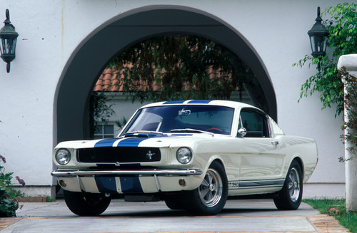 Ford Mustang Shelby GT 350 von 1965.