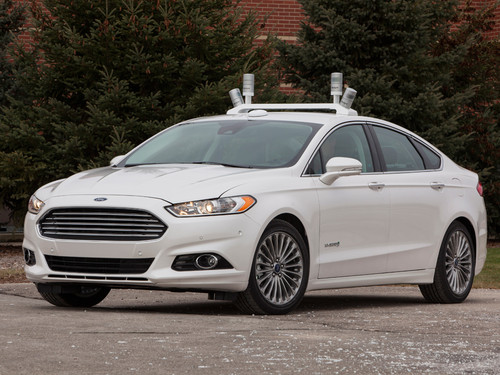 Ford nutzt einen Fusion als Versuchsträger für automatisiertes Fahren. 