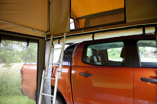 Ford Ranger Wildtrak mit Dachzelt Top Dog von 3Dog Camping.
