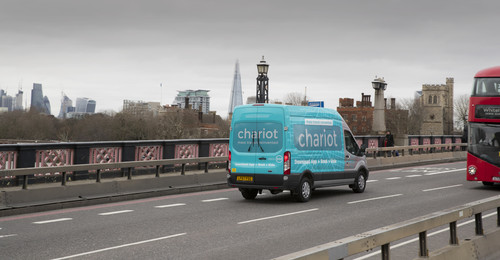 Ford-Shuttleservice Chariot in London.