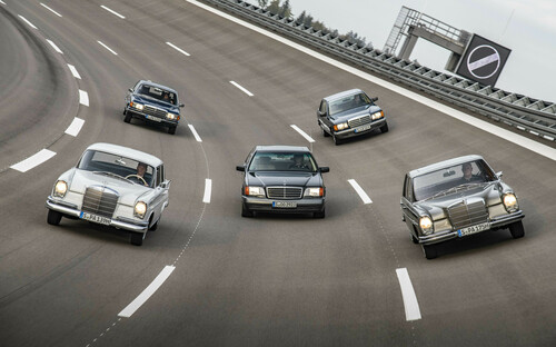 Fünf ältere Modellgenerationen Mercedes-Benz S-Klasse.