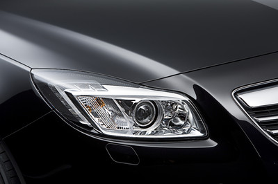Für das Lichtsystem AFL+ erhielt Opel den  „Genius 2010“.