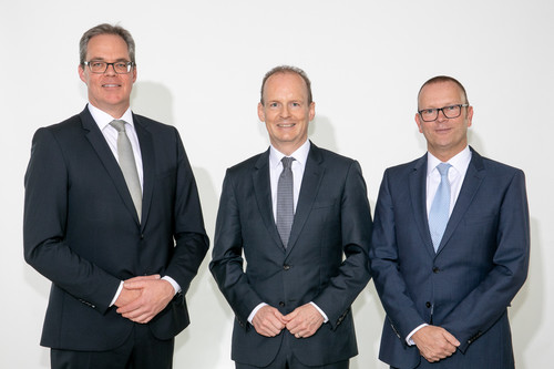 Geschäftsführung der Dekra Automobil GmbH (von links): Jann Fehlauer, Wolfgang Linsenmaier und Guido Kutschera.