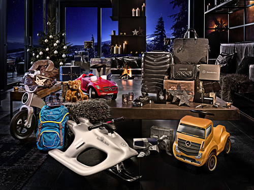 Geschenkvorschläge von Mercedes-Benz für Weihnachten. 