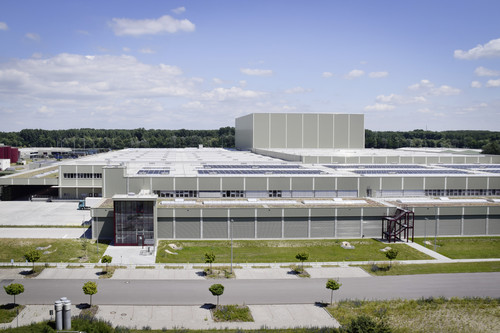 Global Logistics Center von Mercedes-Benz in Germersheim.