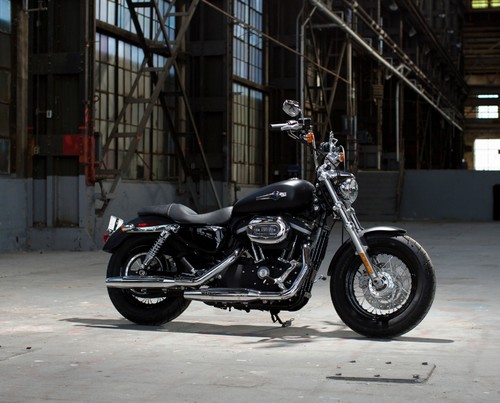 Harley-Davidson XL 1200CB Sportster Custom Limited.
