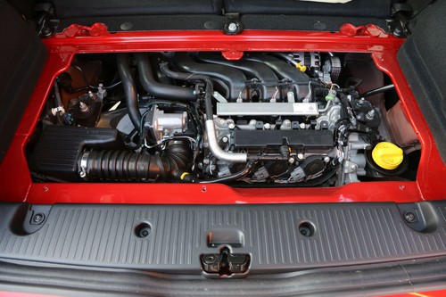 Heckmotor des Renault Twingo.