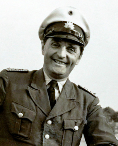 Heiner Scholze als junger Polizist. 