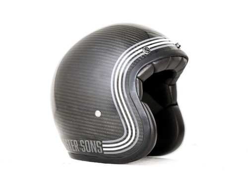 Helm aus der „Faster Sons“-Kollektion von Yamaha.