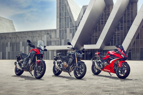 Honda CB 500 X, CB 500 F und CBR 500 R (von links).