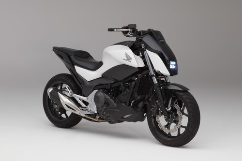 Honda-Prototyp mit „Moto Riding Assist“.