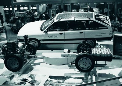 Hybridfahrzeug: Der Audi Duo der ersten Generation wurde im März 1990 auf dem Genfer Automobilsalon vorgestellt.