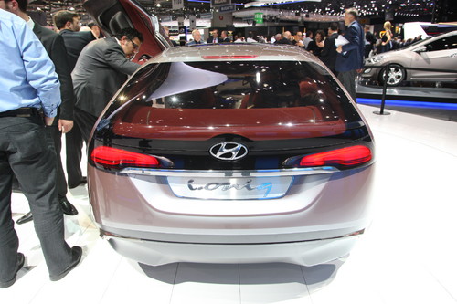 Hyundai I-Oniq.