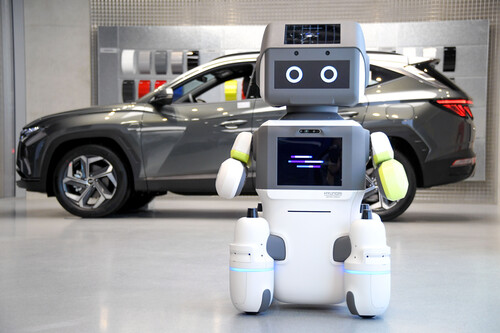 Hyundai-Roboter DAL-e für Kundendienst im Autohaus.