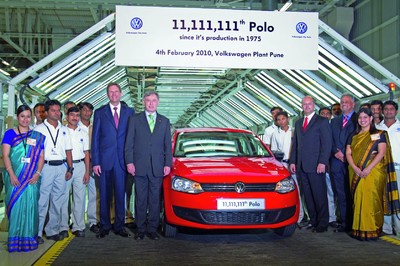 Im Beisein von Bundespräsident Horst Köhler ist der 11 111 111. VW Polo seit 1975 vom Band gelaufen.