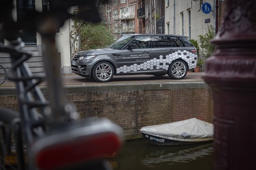 Im Rahmen der Tagung der EU-Verkehrsminister in Amsterdam stellten Jaguar und Land Rover ihre Entwicklung auf dem Gebiet autonomer Autos vor.