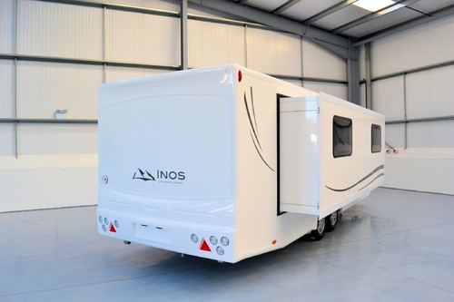Inos-Wohnwagen - britische Wohnwagen mit elektrisch ausfahrbarem Erker.