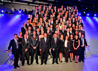 Insgesamt 74 Absolventen des Qualifizierungsprogramms „International Training Center“ erhielten das Volkswagen Diploma.