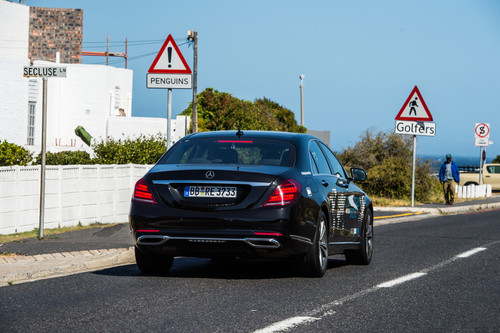 „Intelligent World Drive“: Mercedes-Benz testet in Südafrika mit einem S-Klasse-Erprobungsfahrzeug automatisiertes Fahren.
