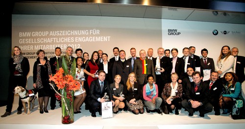 International ausgezeichnete Mitarbeiter der &quot;BMW Group Auszeichnung für gesellschaftliches Engagement ihrer Mitarbeiter 2012&quot;.