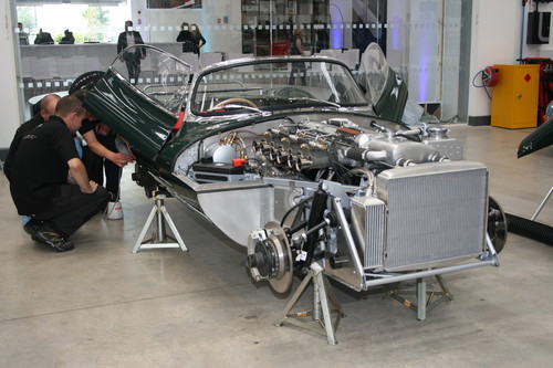 Jaguar Land Rover Classic Works: Neuanfertigung eines Jaguar XKSS.