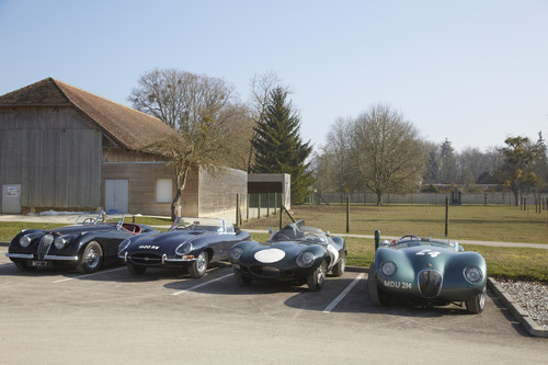 Jaguar-Parade (von links): XK 120, E-Type, D-Type und C-Type.