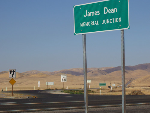 James Dean Memorial Junction: Kreuzung der US-Bundestraßen 41 und 46.