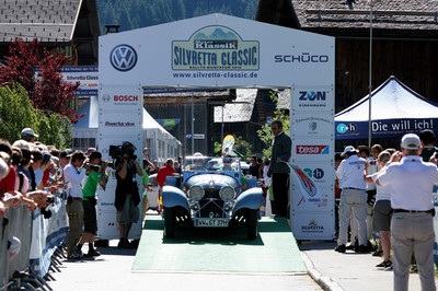 Jürgen Vogel nahm in einem Jaguar S.S. 100 an der 13. Silvretta Classic teil.