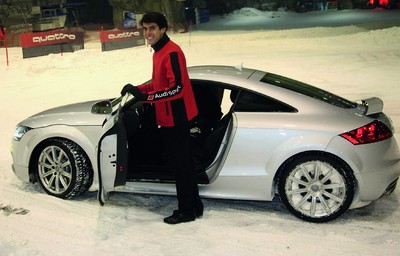 Kaká absolvierte das Fahrsicherheitstraining mit einem Audi TTS.