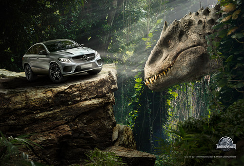 Key-Visual-Motiv von Mercedes-Benz zu „Jurassic World“.