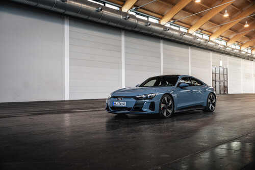 Klassensieger „German Car of the Year 2022“: Audi e-Tron GT.
