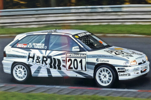 Klaus-Peter Thaler und Heinz Remmen gewannen 2001 im Opel Astra F GSi die Langstreckenmeisterschaft auf dem Nürburgring in der Klasse SP 3.