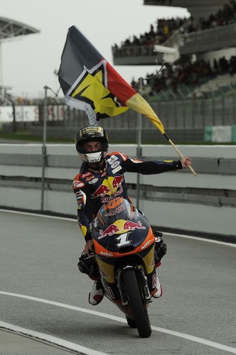 KTM-Werksfahrer Sandro Cortese ist Moto3-Weltmeister.