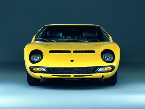 Lamborghini Miura (1966 - 1972).