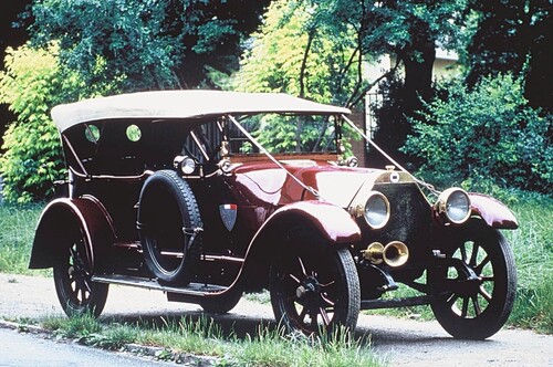 Lancia Theta 35 HP (1913–1919).