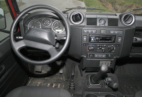 Land Rover Defender 90 SW.