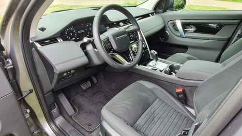 Land Rover Discovery Sport D165.